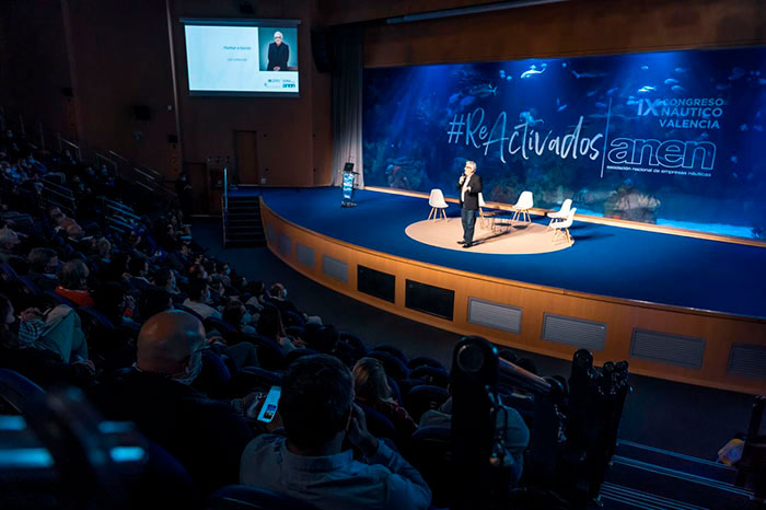 GH will be at the nautical congress.